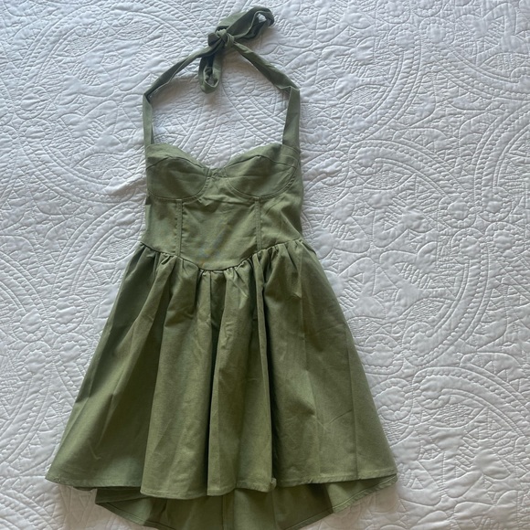 Princess Polly Dress - Picture 2 of 5